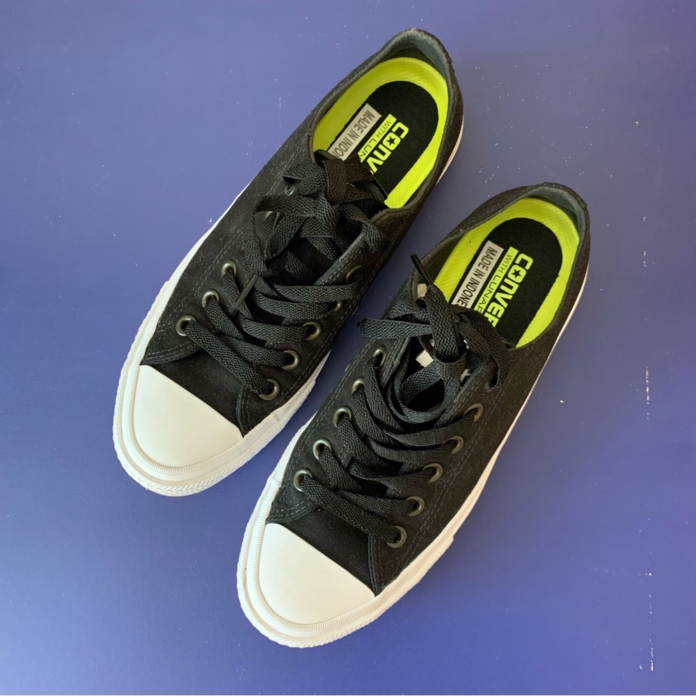 Converse Chuck Taylor All Star II - black size 5.5 mens or 7.5 womens